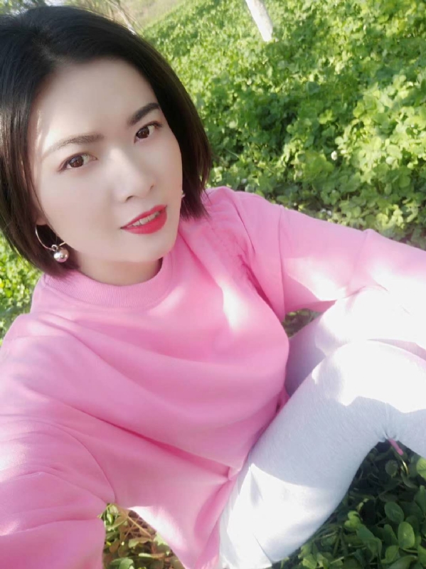 寻找幸福的第一张照片--东莞相亲服务中心