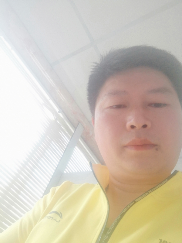 山男的第一张照片--东莞相亲服务中心