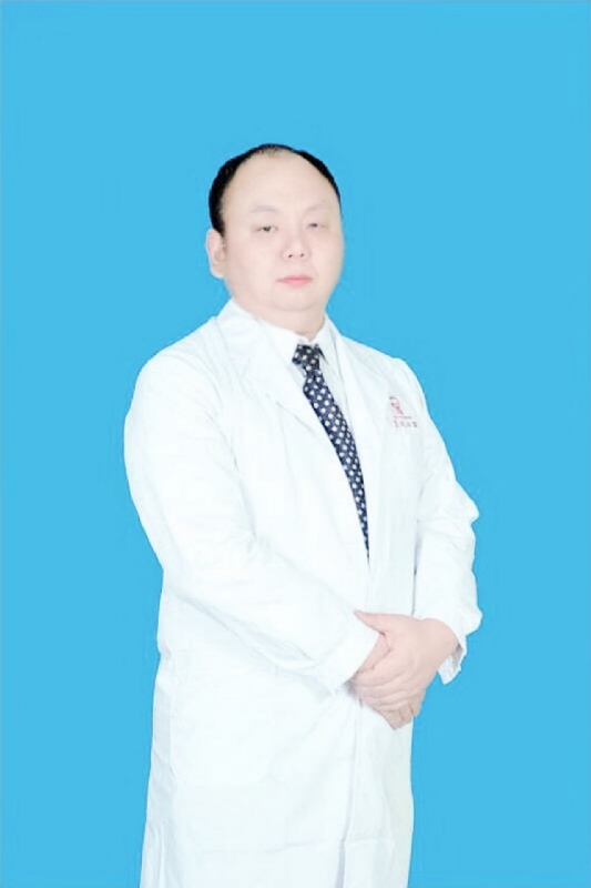 小村医的第一张照片--东莞相亲服务中心