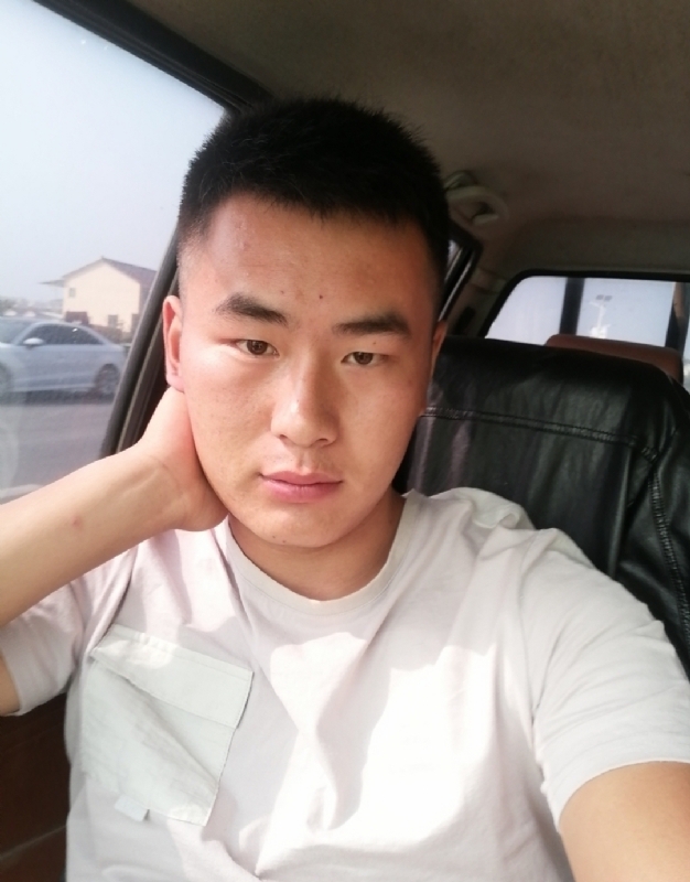 马宏亮的第二张照片--东莞相亲服务中心