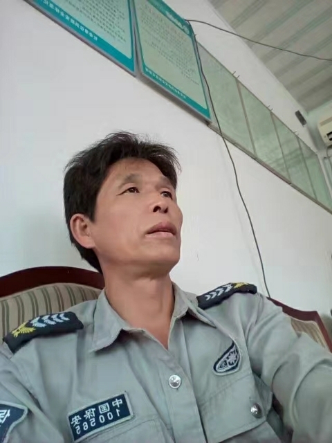 卧窗听雨的第一张照片--东莞相亲服务中心