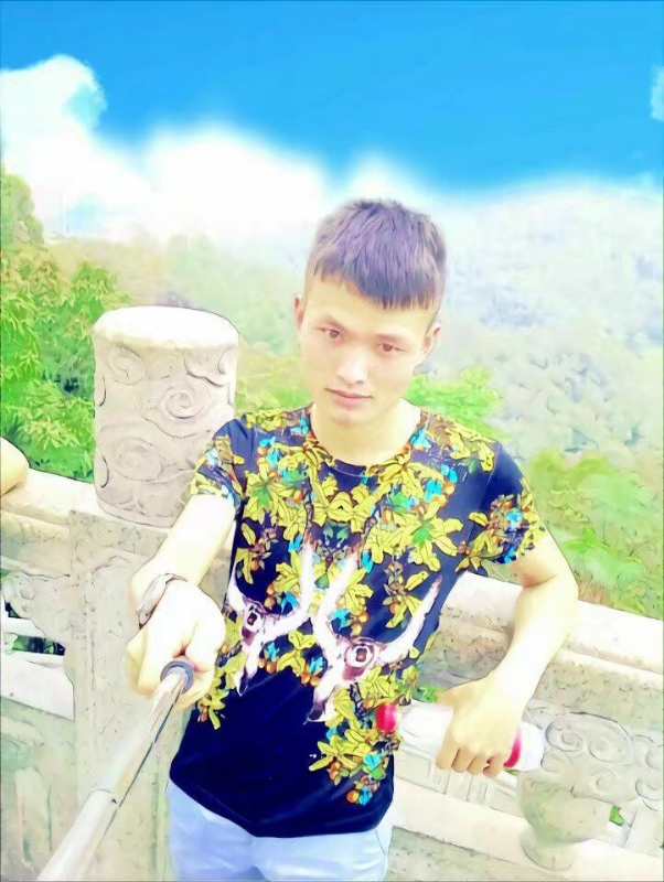 孤独王者元首的第一张照片--东莞相亲服务中心