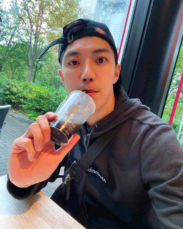 苏天奇的第一张照片--东莞相亲服务中心