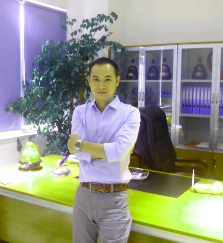 风中劲草的第一张照片--东莞相亲服务中心