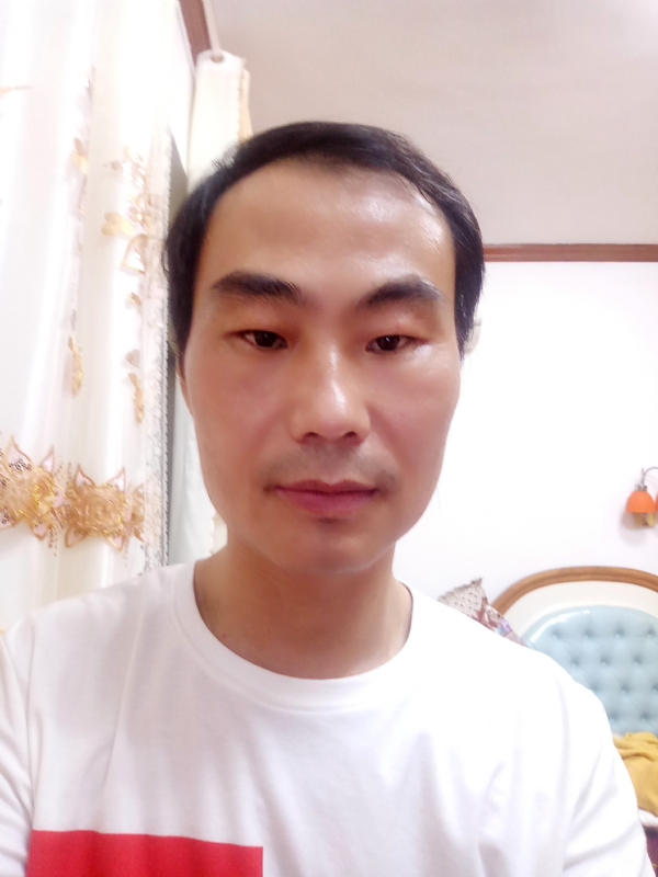 光明的第一张照片--东莞相亲服务中心