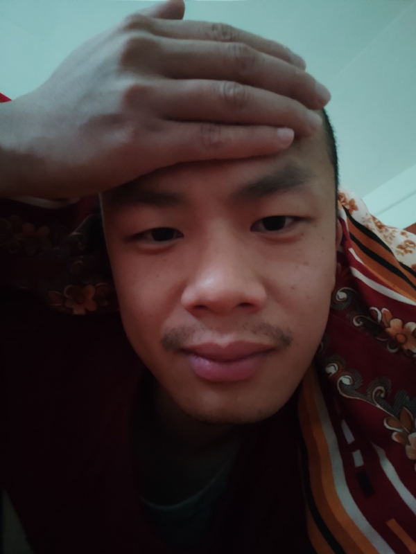 开心鬼在哪呢的第一张照片--东莞相亲服务中心