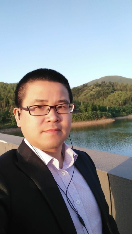 顾律师的第三张照片--东莞相亲服务中心