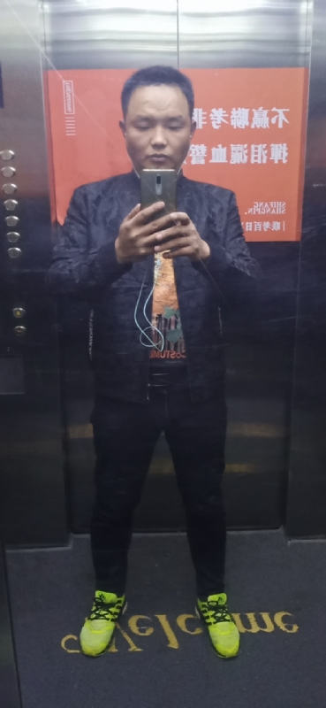 迷失自我的第一张照片--东莞相亲服务中心