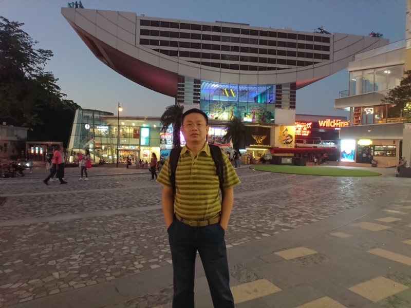 人间四月天的第一张照片--东莞相亲服务中心