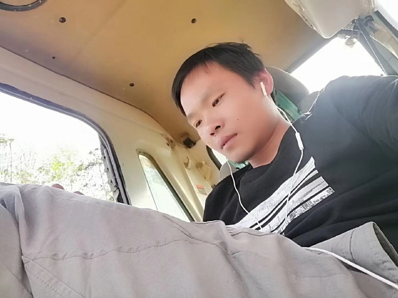 夜魇的第四张照片--东莞相亲服务中心