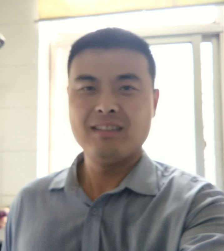 李伟的第一张照片--东莞相亲服务中心