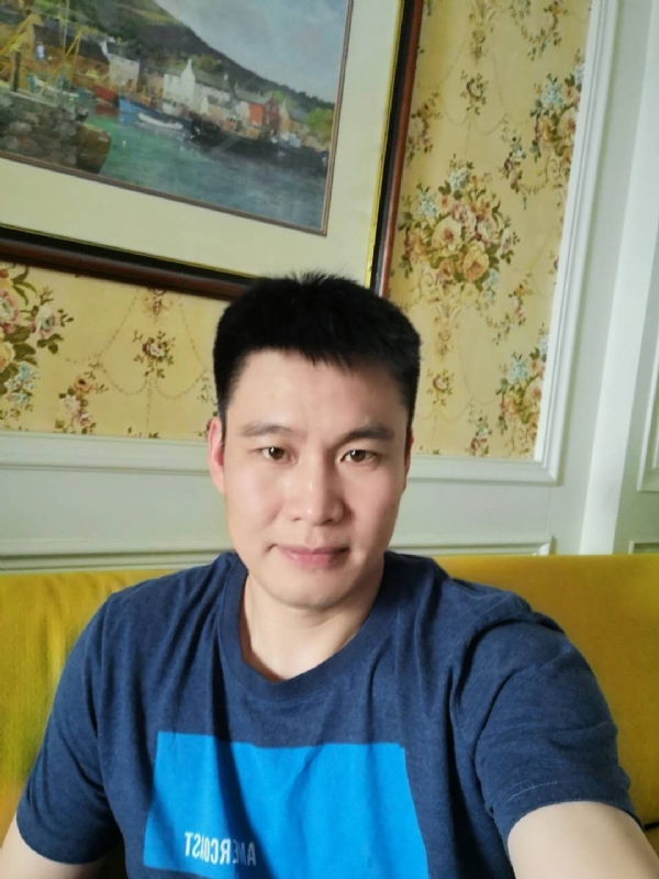 阳光灿烂的第二张照片--东莞相亲服务中心