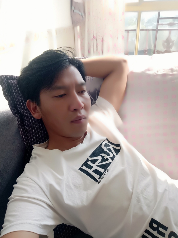 大通的第一张照片--东莞相亲服务中心