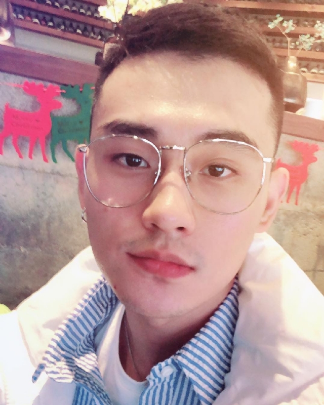 胡强很孤单的第一张照片--东莞相亲服务中心