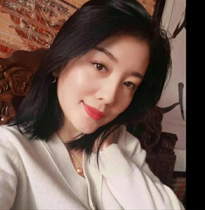 陈旧的第一张照片--东莞相亲服务中心