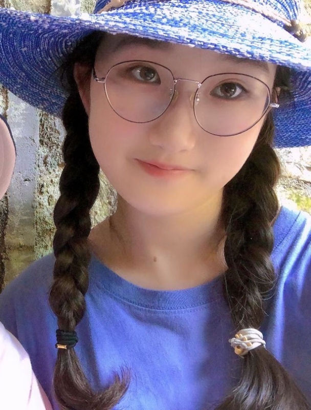 渴望爱情的第一张照片--东莞相亲服务中心