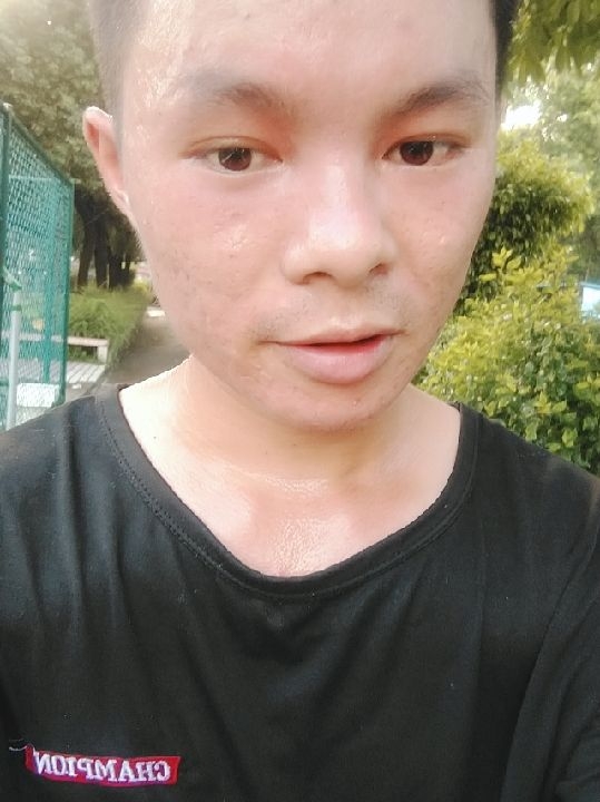 楠呐的第二张照片--东莞相亲服务中心