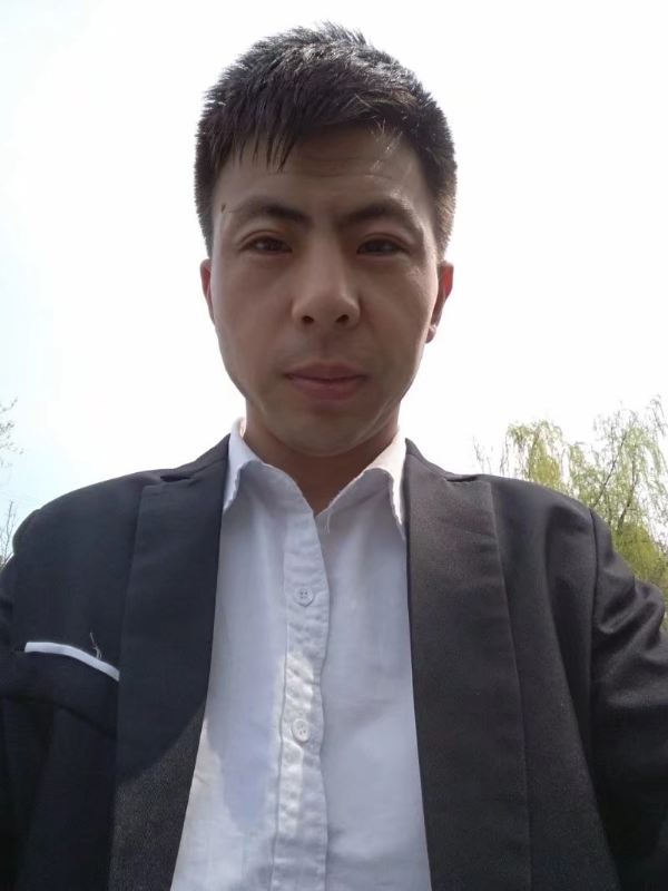 许以飞翔的第一张照片--东莞相亲服务中心