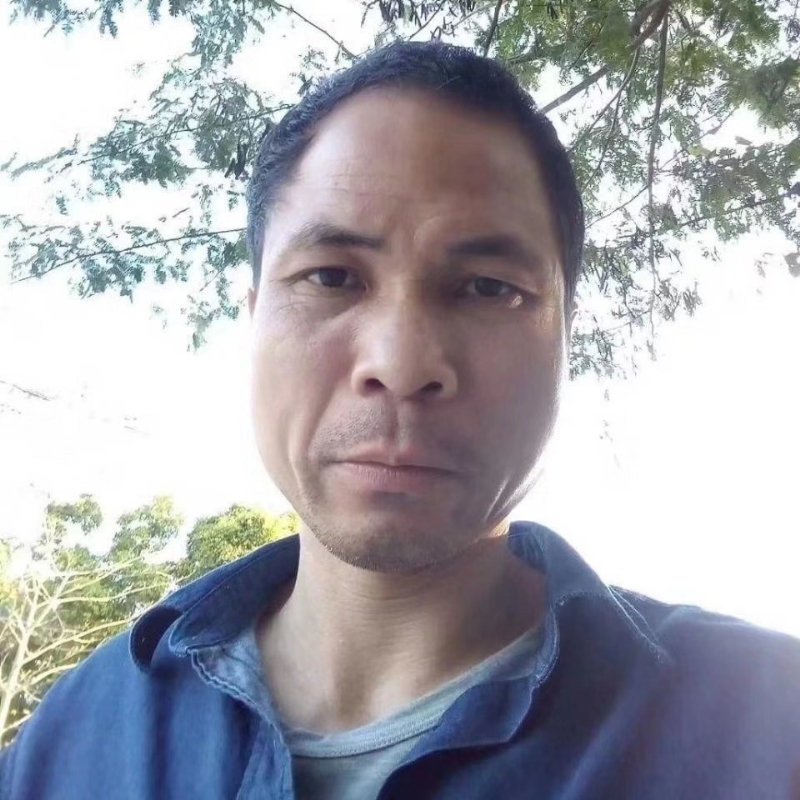 老钟的第一张照片--东莞相亲服务中心