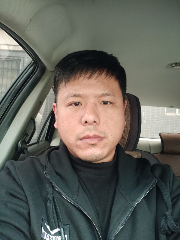 田立城的第一张照片--东莞相亲服务中心