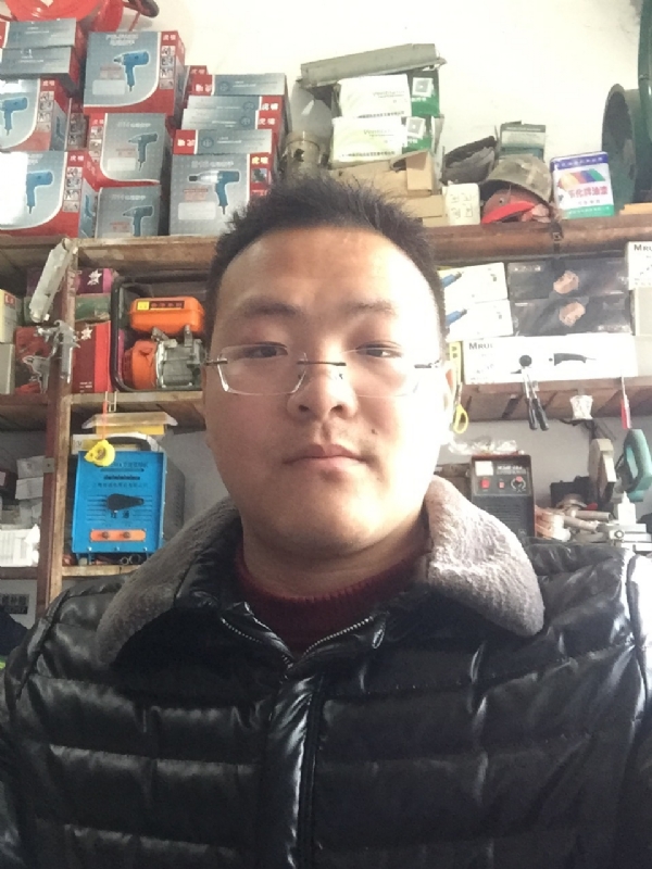 鼎福的第二张照片--东莞相亲服务中心