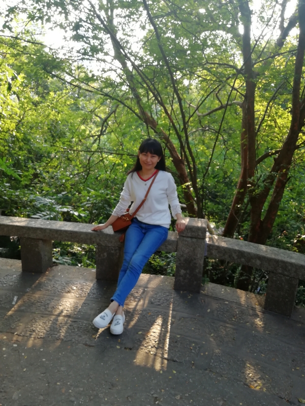 夏陌的第一张照片--东莞相亲服务中心
