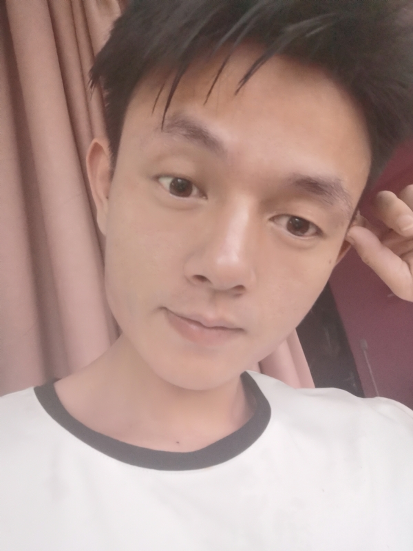 一一得一的第一张照片--东莞相亲服务中心