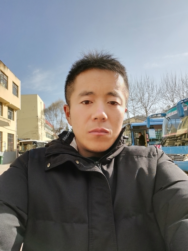 孤独的云的第三张照片--东莞相亲服务中心
