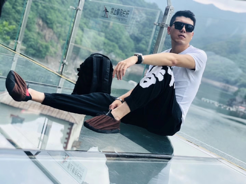 庄周梦蝶的第一张照片--东莞相亲服务中心