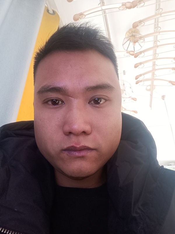 帅的每天被人砍的第一张照片--东莞相亲服务中心