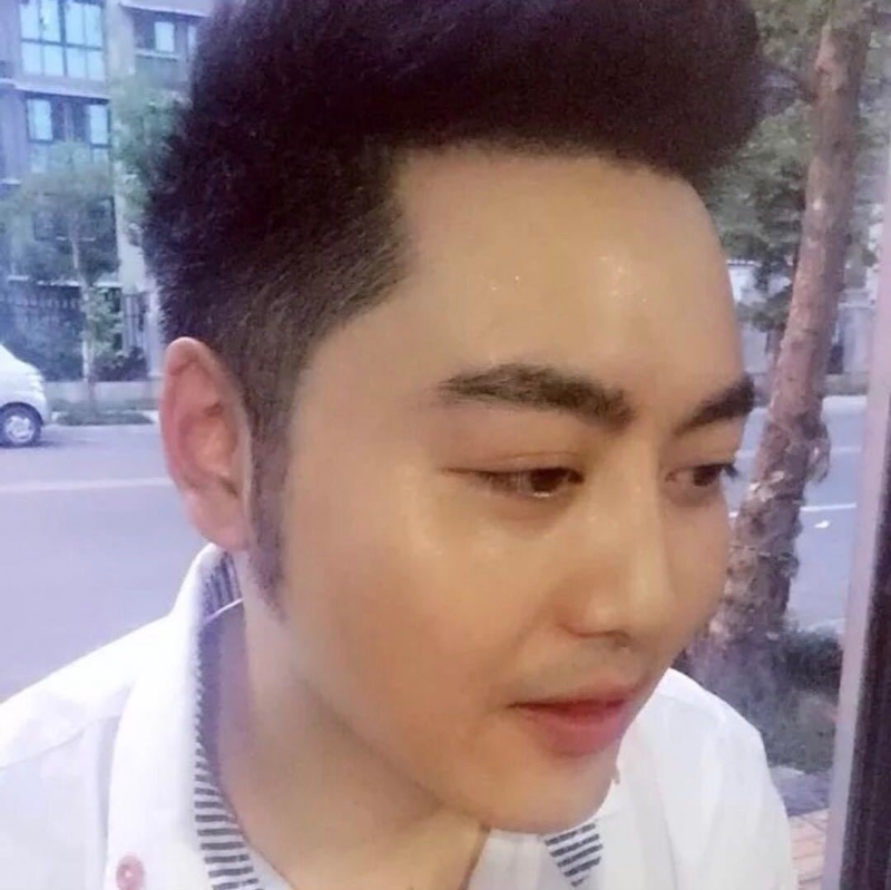 加油吧少年的第二张照片--东莞相亲服务中心