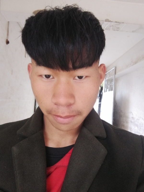 少年不在少的第一张照片--东莞相亲服务中心