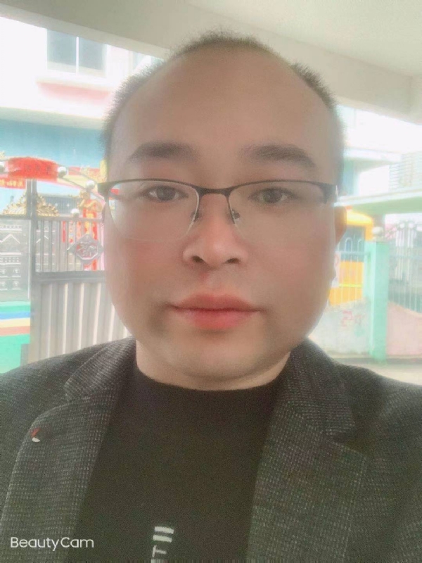 海阔凭鱼跃的第一张照片--东莞相亲服务中心
