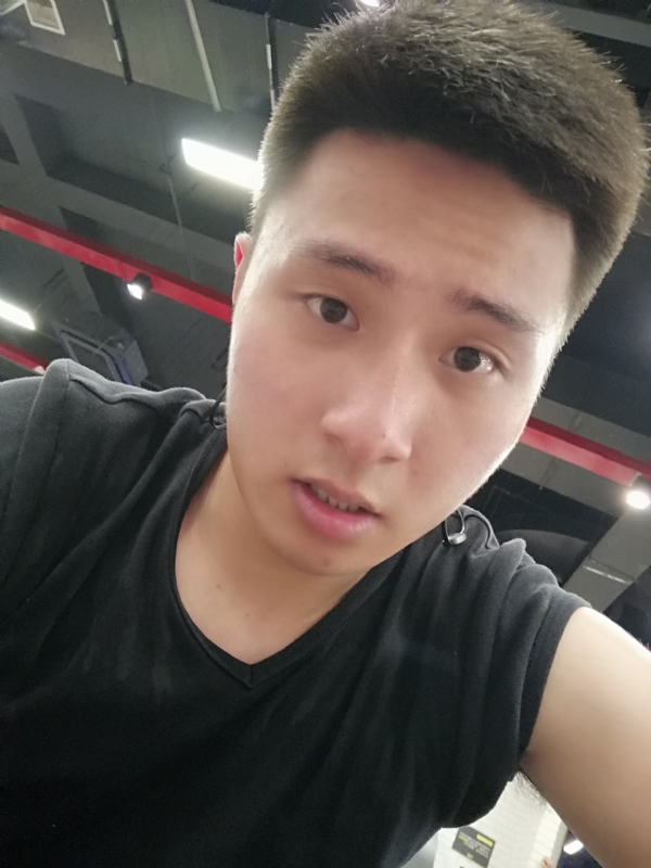 江南的雨的第一张照片--东莞相亲服务中心