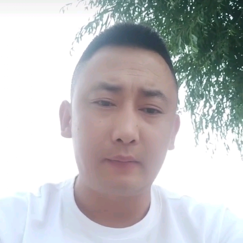 潇洒的第一张照片--东莞相亲服务中心
