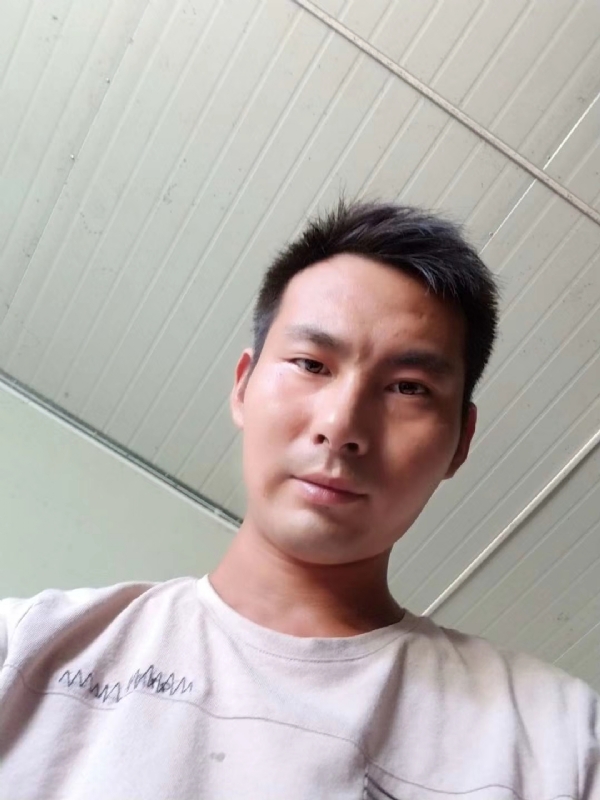快乐肥宅水的第一张照片--东莞相亲服务中心