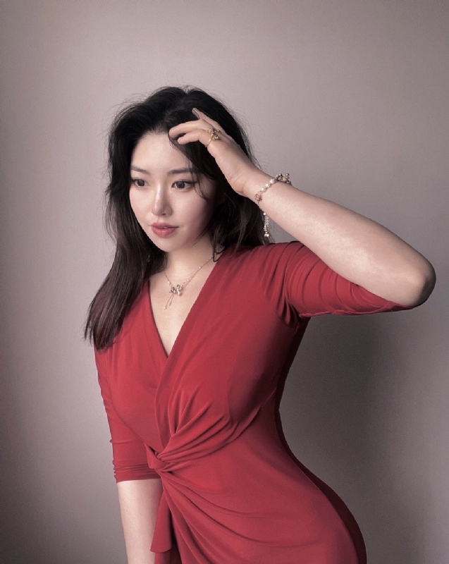 YANGYANG的第一张照片--东莞相亲服务中心
