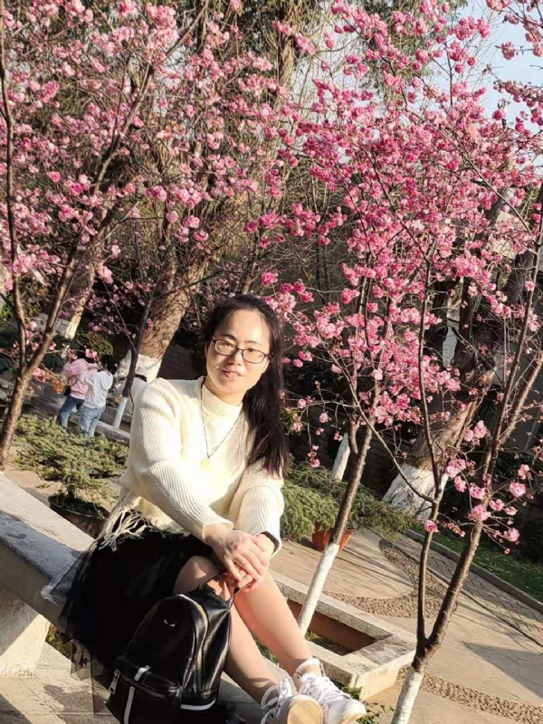 Nancy的第一张照片--东莞相亲服务中心