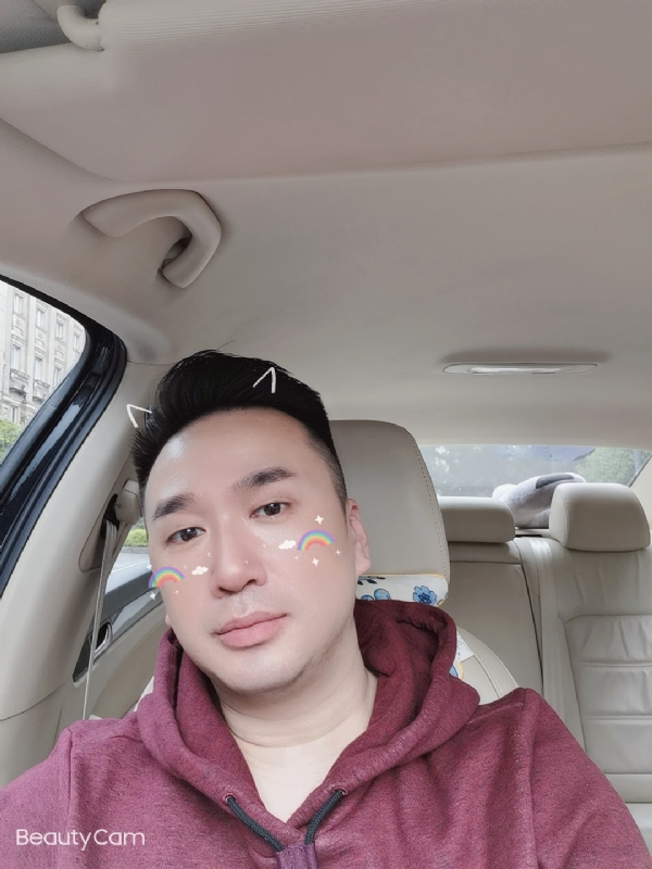 庭菘的第一张照片--东莞相亲服务中心