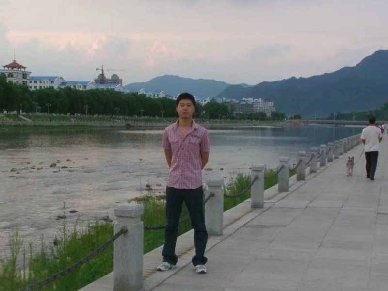 王王的第一张照片--东莞相亲服务中心