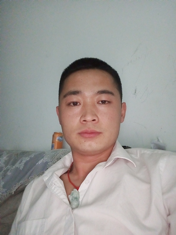 也许太年轻的第一张照片--东莞相亲服务中心
