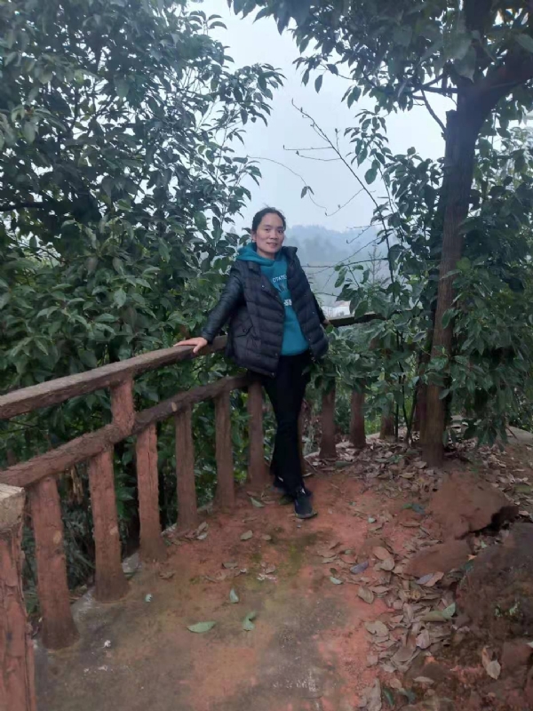 往事随风的第一张照片--东莞相亲服务中心