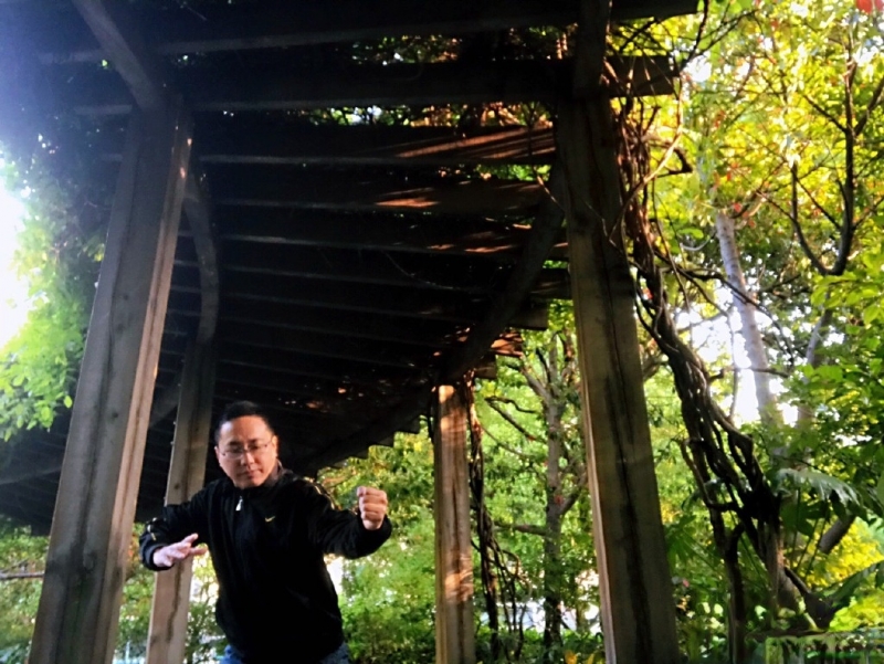 自故深情好受伤的第二张照片--东莞相亲服务中心