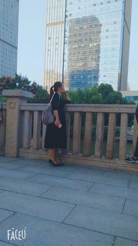 清秋的第二张照片--东莞相亲服务中心