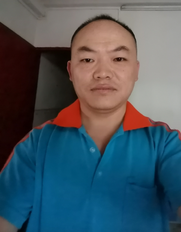 与子携老的第七张照片--东莞相亲服务中心