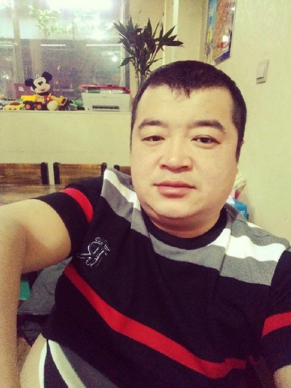 老实人的第一张照片--东莞相亲服务中心