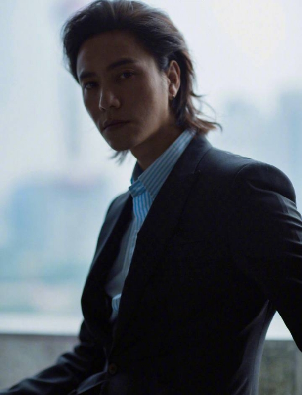 李嘉廷的第三张照片--东莞相亲服务中心