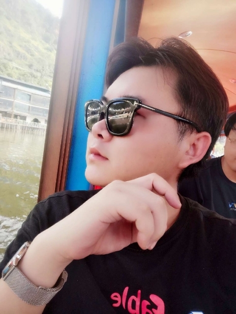 曲生的第一张照片--东莞相亲服务中心