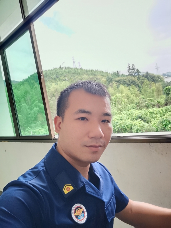 期待未来的第一张照片--东莞相亲服务中心