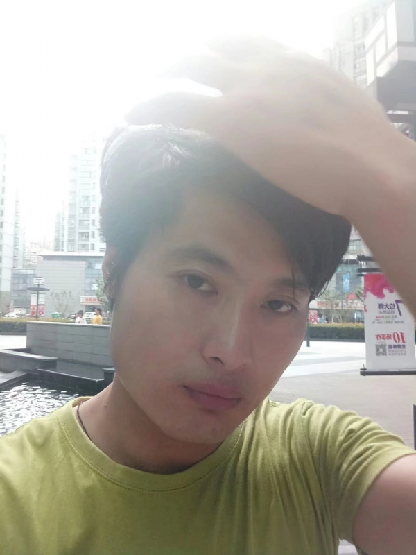 钢铁侠的第一张照片--东莞相亲服务中心
